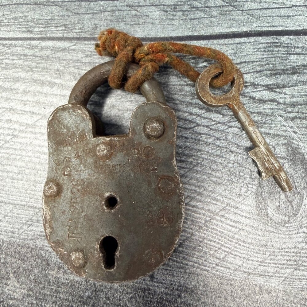 Rustic Antique Style Lock and Key Decor Reclaimed Metal Primitive Cottage Accent